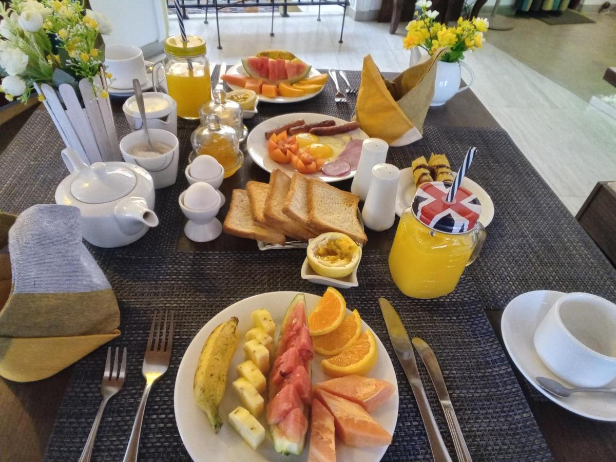 White House Ella Hotel Luaran gambar