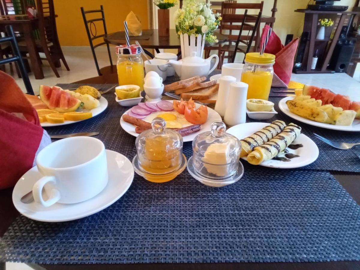 White House Ella Hotel Luaran gambar