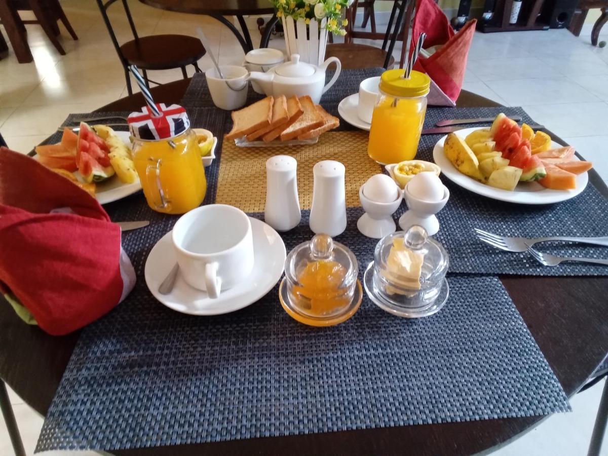 White House Ella Hotel Luaran gambar