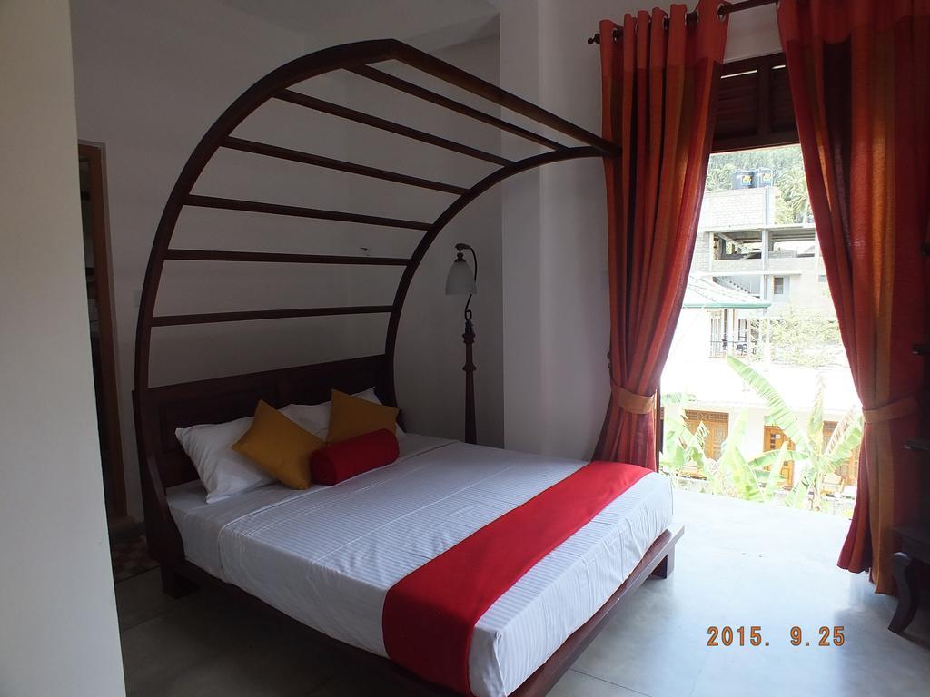 White House Ella Hotel Bilik gambar