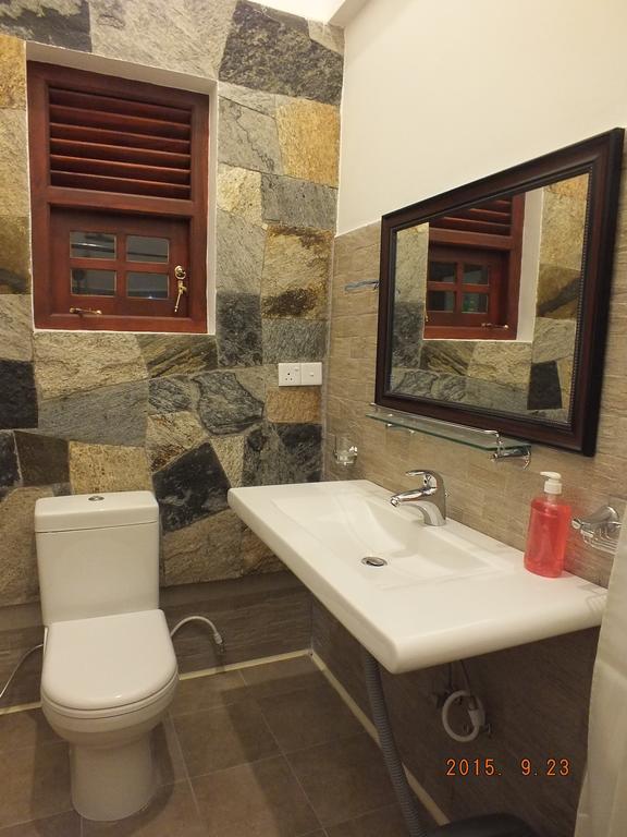 White House Ella Hotel Bilik gambar