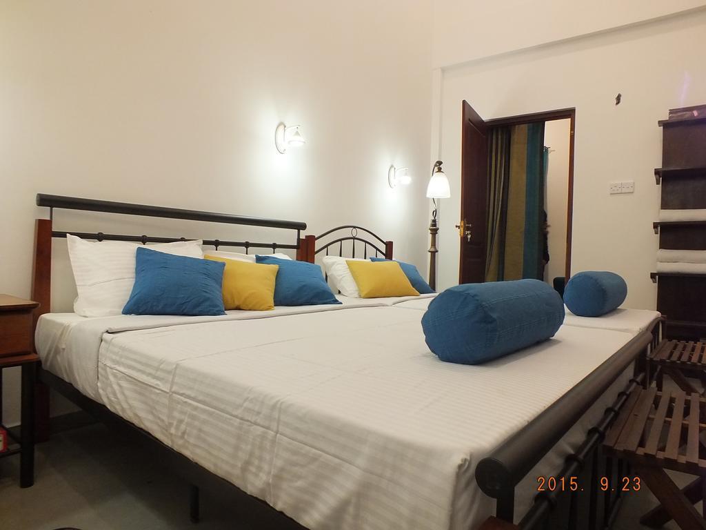 White House Ella Hotel Bilik gambar