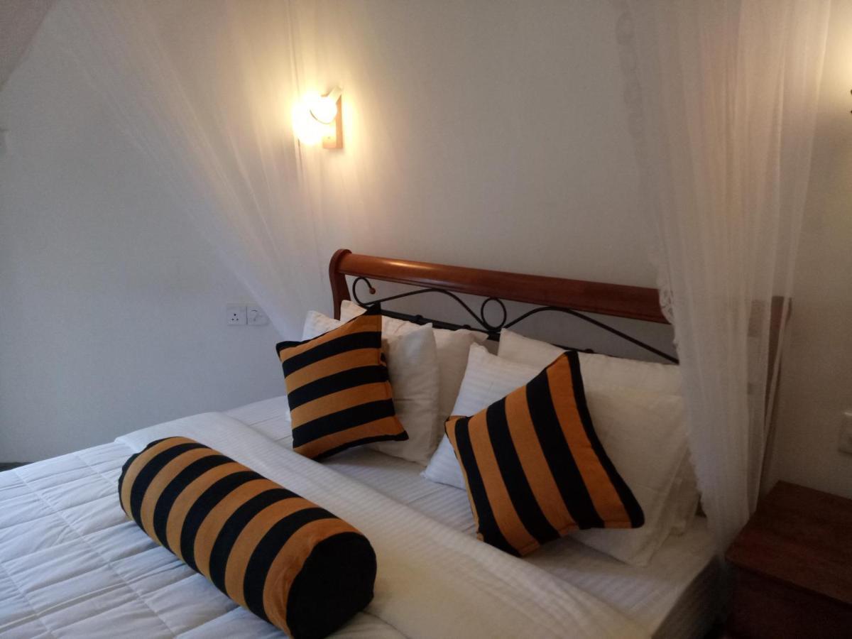 White House Ella Hotel Luaran gambar