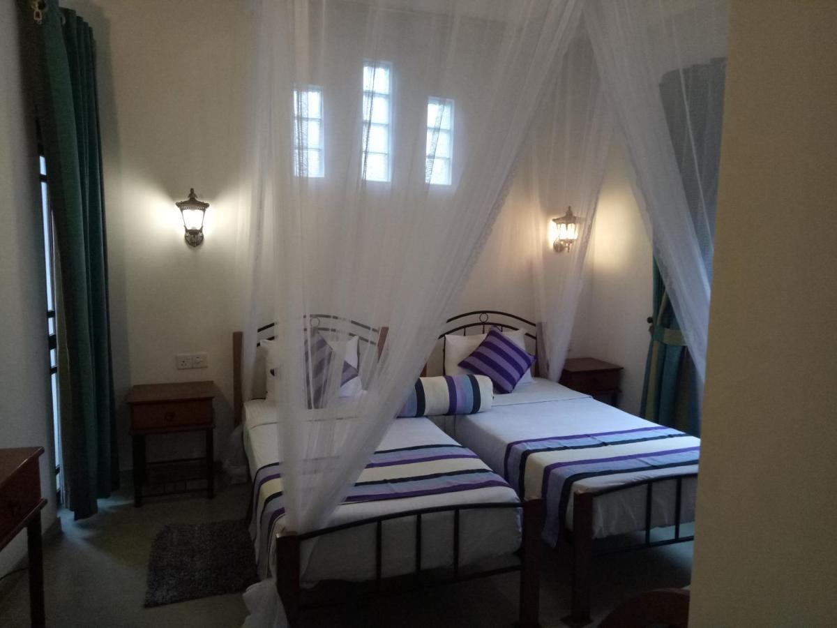 White House Ella Hotel Luaran gambar