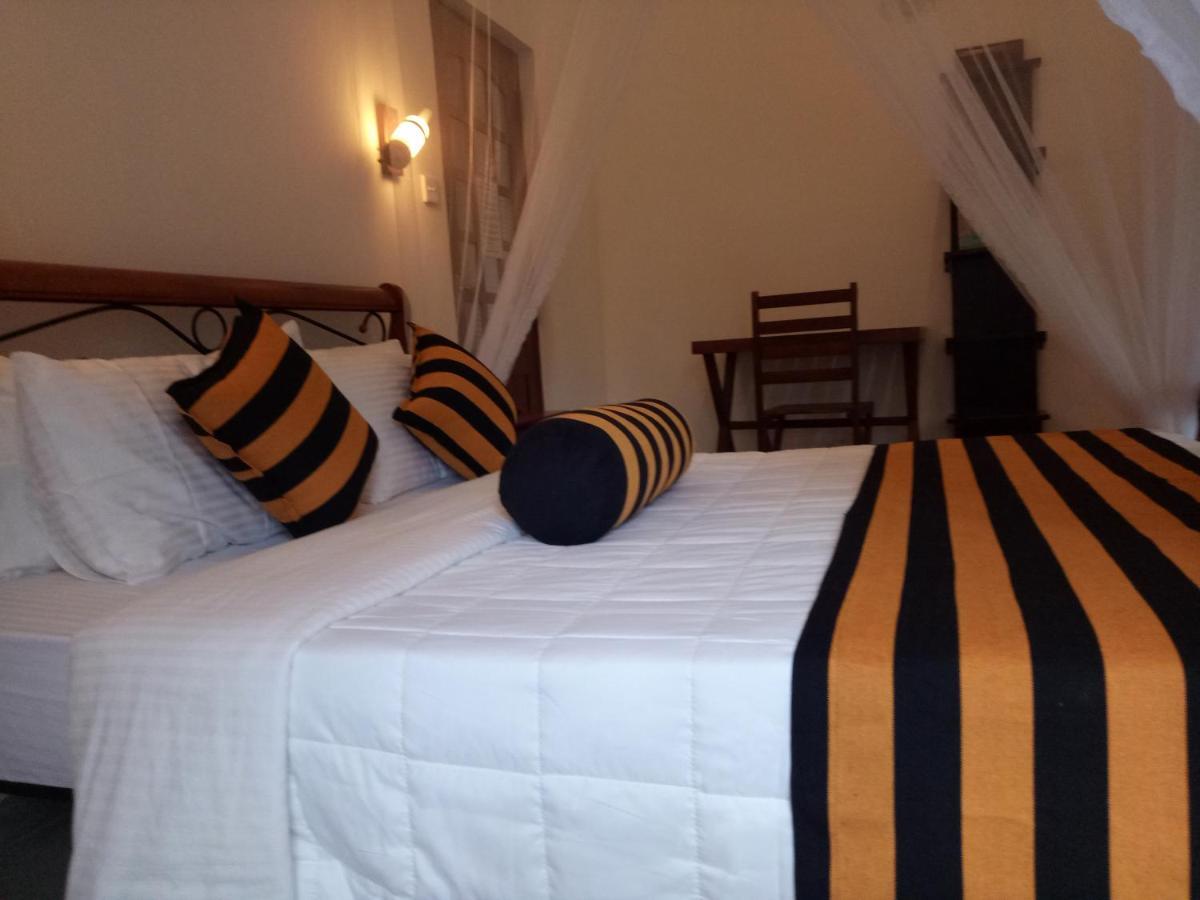 White House Ella Hotel Luaran gambar