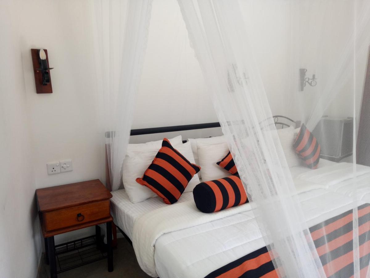 White House Ella Hotel Luaran gambar